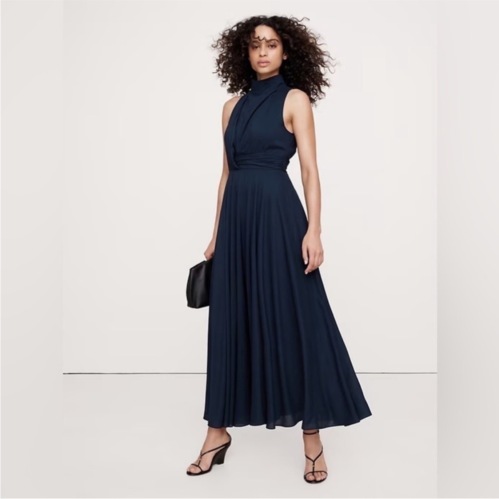 NWT! Banana Republic Tapestry Navy Blue Stretch-Crepe Maxi Dress - Size 2 ✏️
